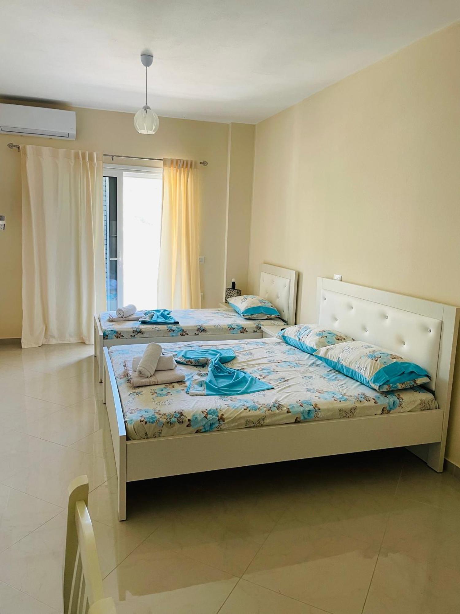 Vitamin Sea Sarandë Exterior foto